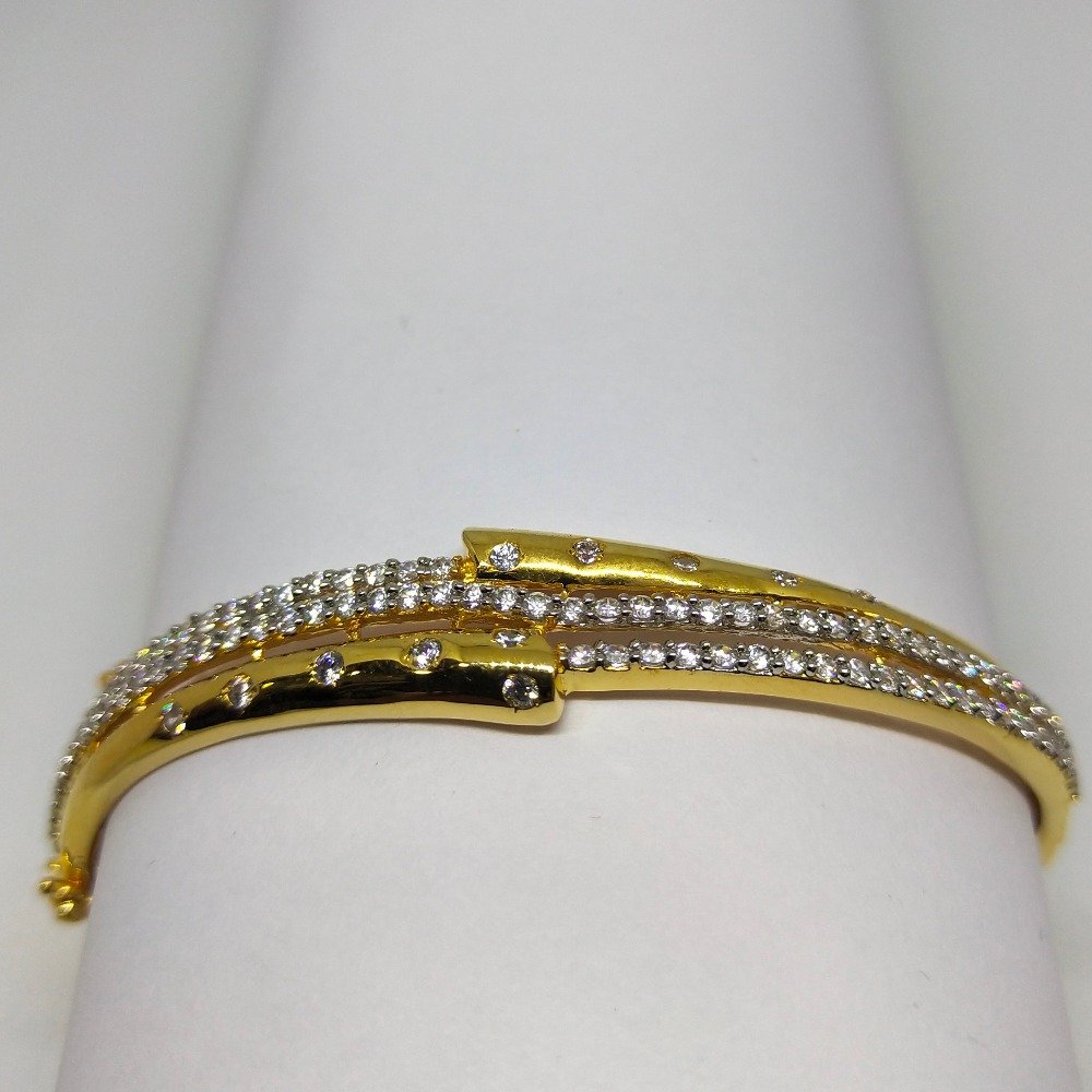 22K Diamond and gold shining bracelet