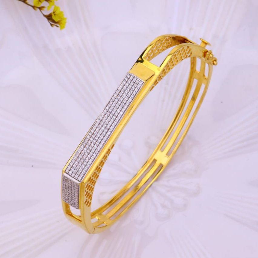 22K Gold Designer Bracelet